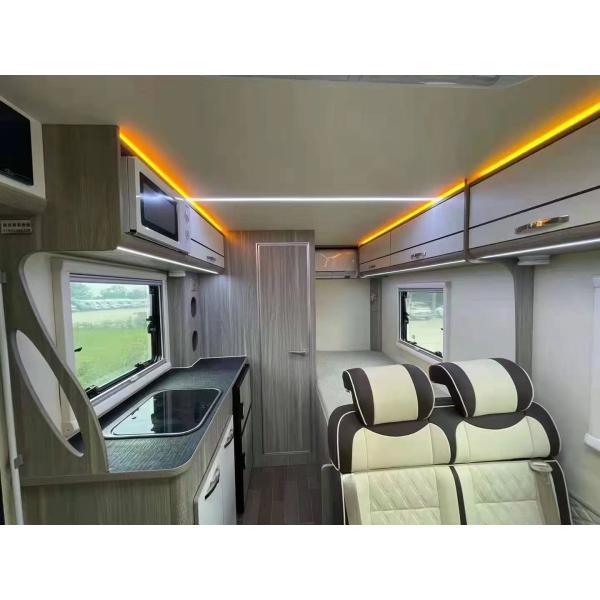 Караван автоматической передачи 4*2 Motorhome RV жилого фургона Yuejin Foton на открытом воздухе