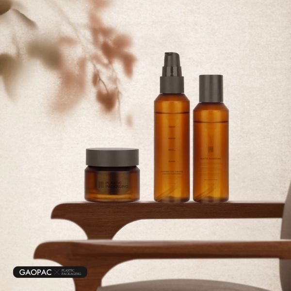 Amber Cosmetic Plastic Bottles PET Skincare Packaging Non Toxic Odorless Customizable