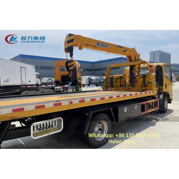 LHD ISUZU 4x2 5T Flatbed Towing Truck With XCMG Crane
