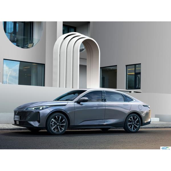 2024 Changan Eado Plus Blue Whale 1.4t GDIdct Ride-On Gasoline Automobile Passenger Cars