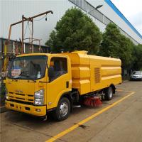 ISUZU KV600 700P Caminhão de varredura de ar versátil para várias tarefas de limpeza e superfícies