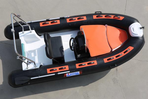 2023 new fiberglass hull rib boat 3.9m with removable fuel tank rib390BL