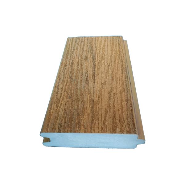 Technologie de co-extrusion PVC-ASA Décoration de terrasse pour des sols extérieurs durables en bois