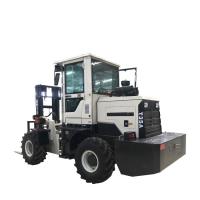 Chariot élévateur blanc de 6000 kg avec moteur 4 cylindres garantie 1 an