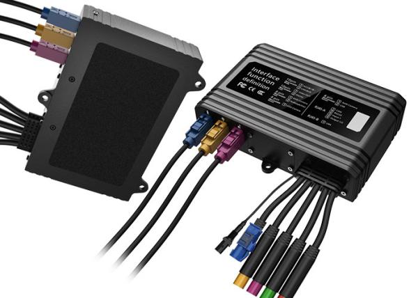 9V - 36V Fleet Management Tablet IP65 Truck GPS Tracker For Commercial Vehicles