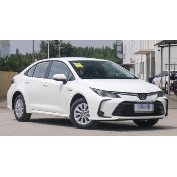 Седан 2022 мест двери 5 варианта 4 спаренного двигателя 1.8L E-CVT Toyota Corolla пионерский