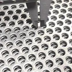 ASTM 201 304 Perforated Stainless Steel Plate Sheet Bending Food Grade