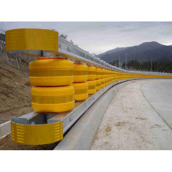 Yellow Red Highway Roller Barrier with Diameter 245/350 Mm EVA / PU / Polyurethane Material
