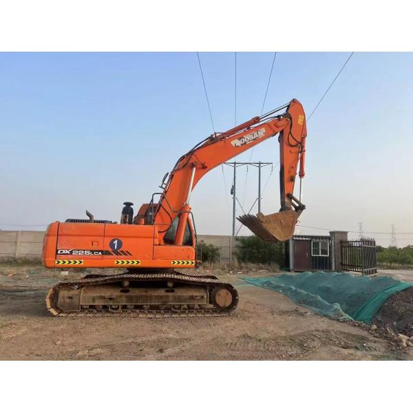 Экскаватор Doosan, используемый оригинальным экскаватором Doosan DX225LC в Южной Корее