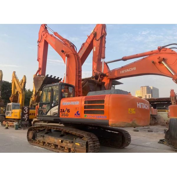 Hitachi 350-5G excavator from Japan, suitable for large-scale mineral mining in Africa