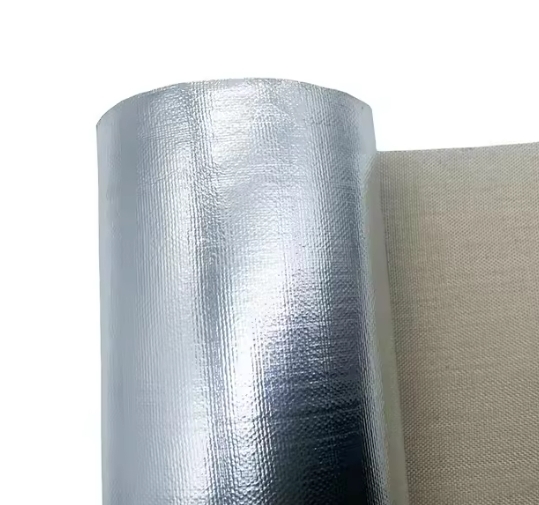 Revestimiento de tela de fibra de vidrio con lámina ignífuga, con tela de fibra de vidrio de malla 10×9, lámina de aluminio de 7 um y peso base de 118 g/m² para aislamiento de HVAC y tuberías