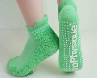 Fashion Green Cotton Blend Yoga Grip Socks For Adult Casual Type Yoga Socks Amazon