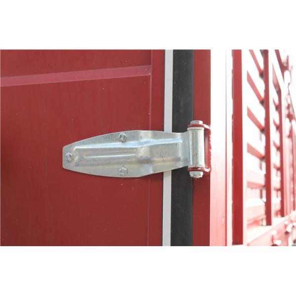 Red Small Cargo Truck , Small Commercial Vehicles With l2000 Cabin
