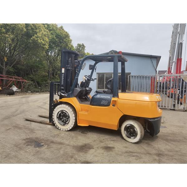 5000kg Toyota 7f50 Forklift Truck with 3 Mast and 6000mm Lifting Height in Shanghai