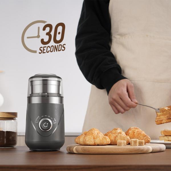 Broyeur de café électrique de lame de solides solubles Mill, 150W Mini Coffee Bean Grinder