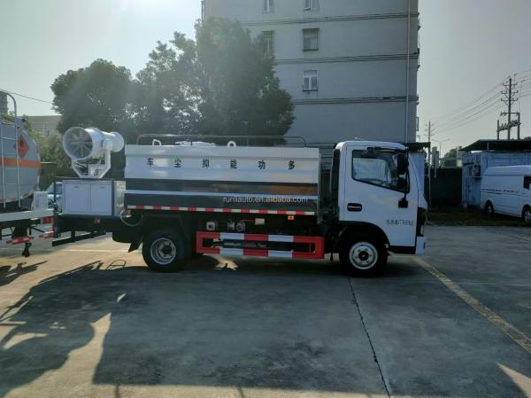 DFAC DongFeng 3000 Litres Small Mini Light Water Sprinkler Water Mist Cannon Water Spray Tank Truck  Sprinkler Truck