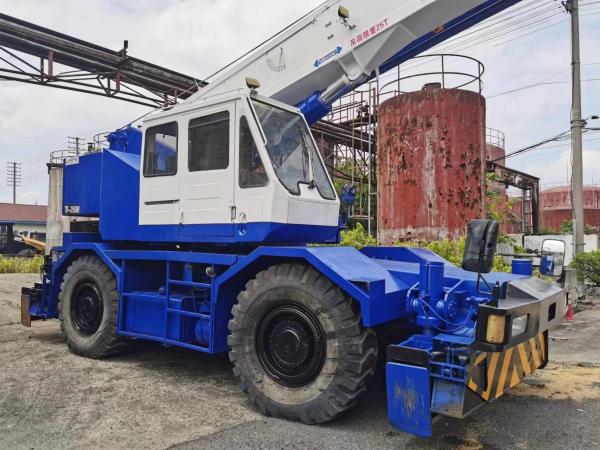 25 Ton Tadano TR250M Used Rough Terrain Crane with Telescopic Boom Made in Japan