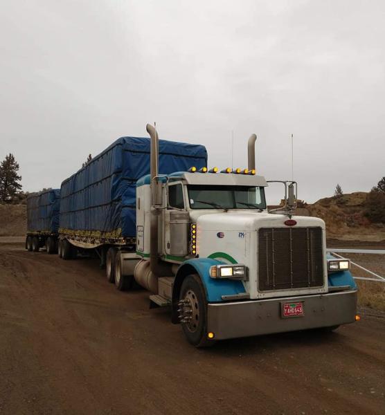 PVC 18oz 22oz Anti UV Rays Mesh Tarp For Dump Truck Delivery