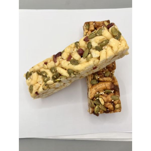 Nutritious Low-Fat NO SUCROSE Sachima Grain Snack with Pumpkin Seeds Raisins Dried Cranberry for Health Conscious Consumers