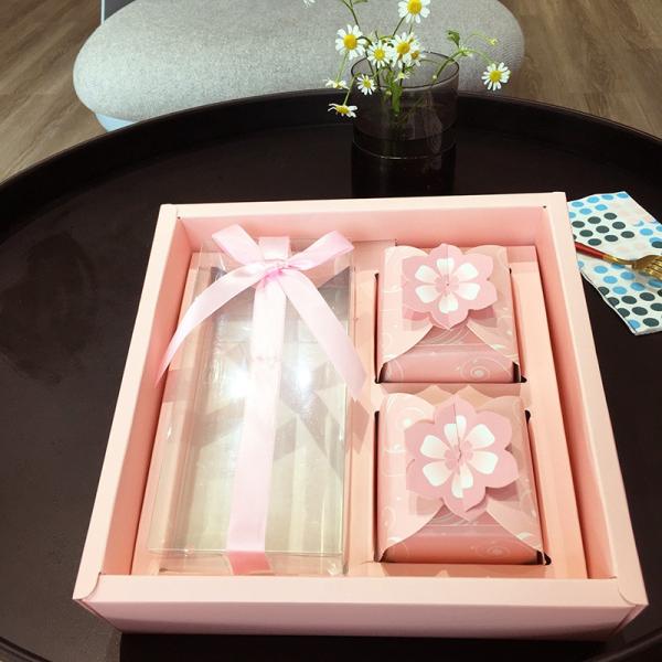 Customized Logo Eco Friendly Food Packaging 23*23*5cm Card Paper Material