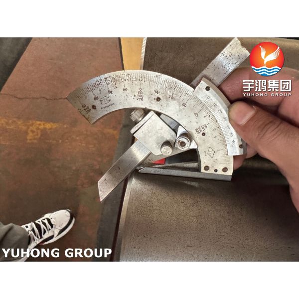 Serrated Fin Tube ASME SA335 11 Alloy Steel Seamless Pipe For Heater