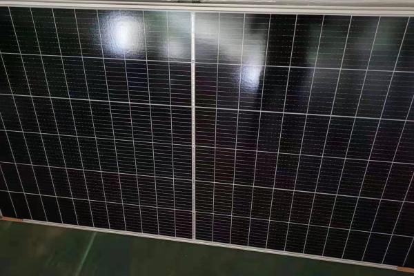 400W 405W 400w 72 Cell Solar Panel Batteries