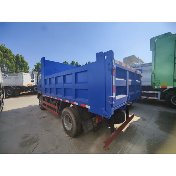 Light-Duty Dump Truck 3 Tons with 116 hp Euro 3 Engine for Efficient Urban Transport