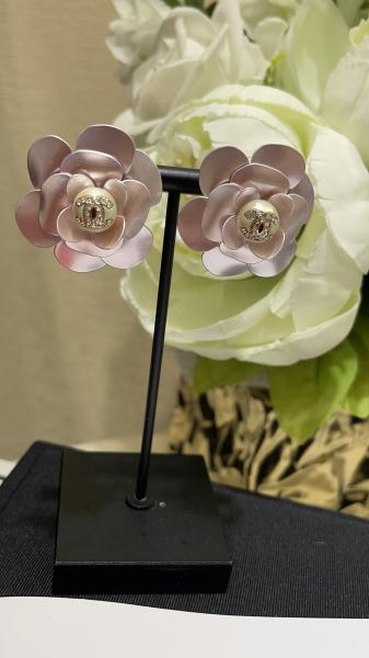 Pink Gold Luxury Earrings Aesthetic Exquisite Design With Diamonds