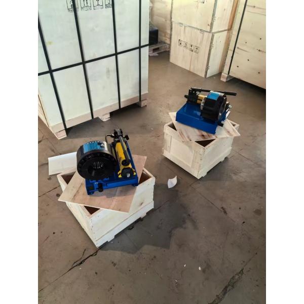 1 Inch Manual Hydraulic Hose Crimping Machine Crimping Range From 6mm To 25mm Blue Colour With 7 Dies For Hydraulic Applications