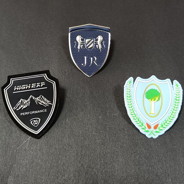 Логотип одежды латает высокочастотную мягкую выбитую заплату значка 3D Tpu для одежд