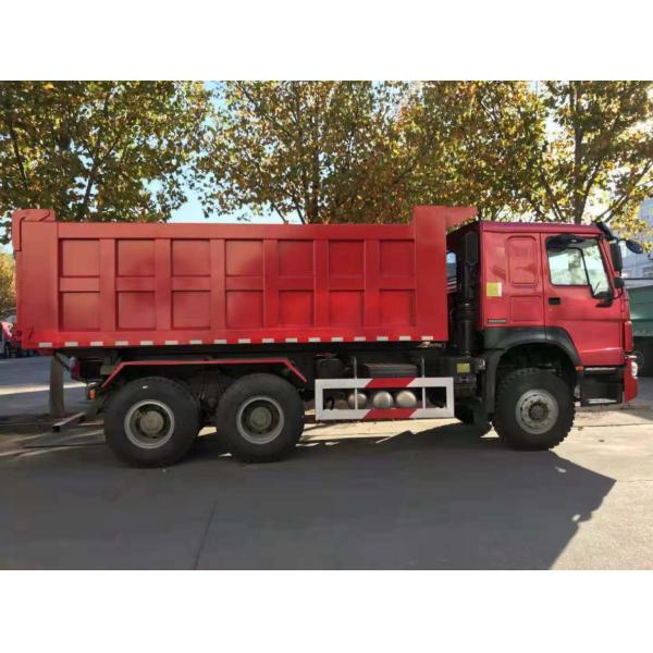 Red Color Second Hand Tipper Trucks , 2nd Hand Dump Trucks GCC Approved