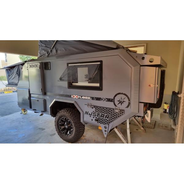 Фабрика прямая продажа Маленькие 1500 кг складывающиеся внедорожные прицепы 1000 мм Тяжелые рельсы с палаткой