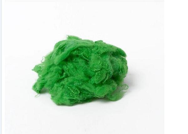 Green Color Recycled Polyester Tow , Polyester Staple Fiber Anti - Distortion