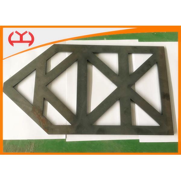 Servo MotorFiber Laser Cutting Machine For Carbon Stainless Aluminum Sheet