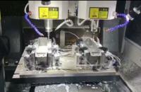 Machine de fraisage à bords CNC en acier à 50 Hz 3 axes 1000 - 5000 tr / min Vitesse de la broche