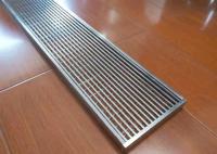 Solides solubles grille linéaire de couverture de Drainanage de plancher de salle de bains de douche de grille de 304 barres d'acier