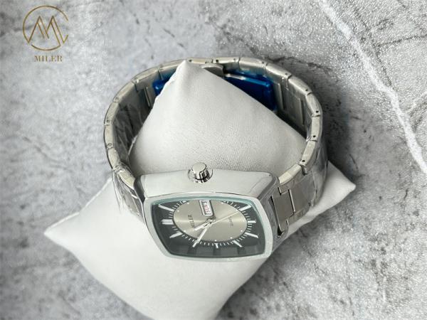 Customized Luxury Stainless Steel Men'S Quartz Wristwatch Ideal Gift