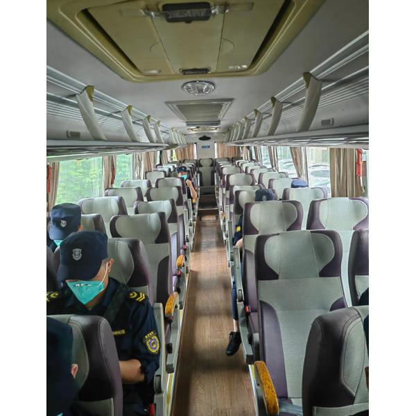 Используемый общественным транспортом город автобуса тренера 132KW путешествуя подержанное 55seats