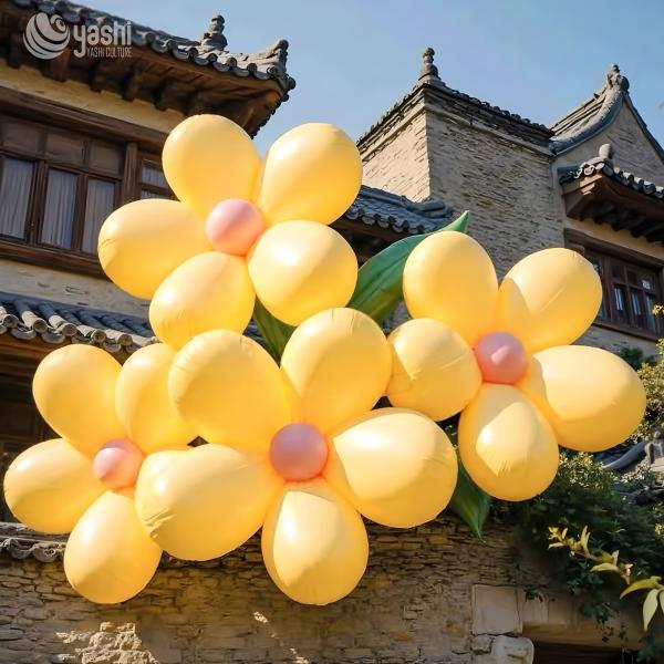 Customizable Inflatable Balloon Flowers for Outdoor Celebration Decoration