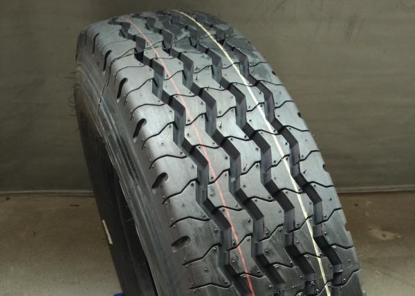 7.00R16LT Light Truck Winter Tires , LT Truck Tires With 4 Zigzag Grooves