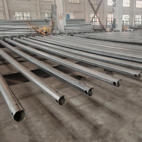 Hongxin Single Arm Street Lighting Steel Pole with Q235 Material Square Base Plate