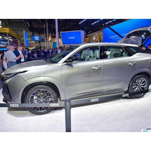 Changan UNI-Z 2024 Blue Whale iDD 125KM PHEV SUVride-on EV Car for Energy-Saving Car