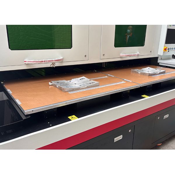 Laser Glass Cutting Machine Delivering Clean Cuts on Various Glass Types Including Soda Lime Borosilicate and Quartz Glass