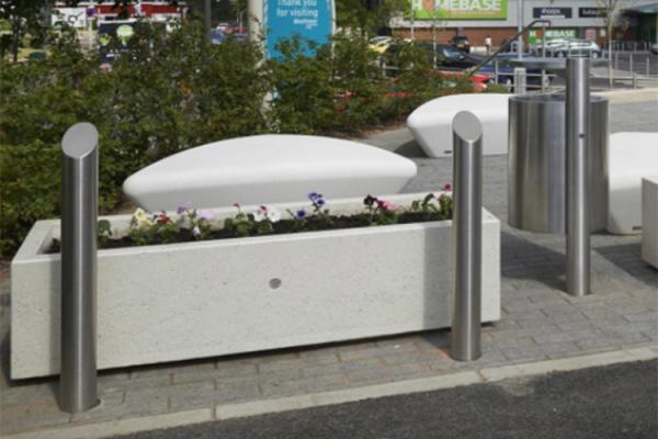 304 / 316 Stainless Steel Bollards Good Corrosion Resistance Not Rust / Deform