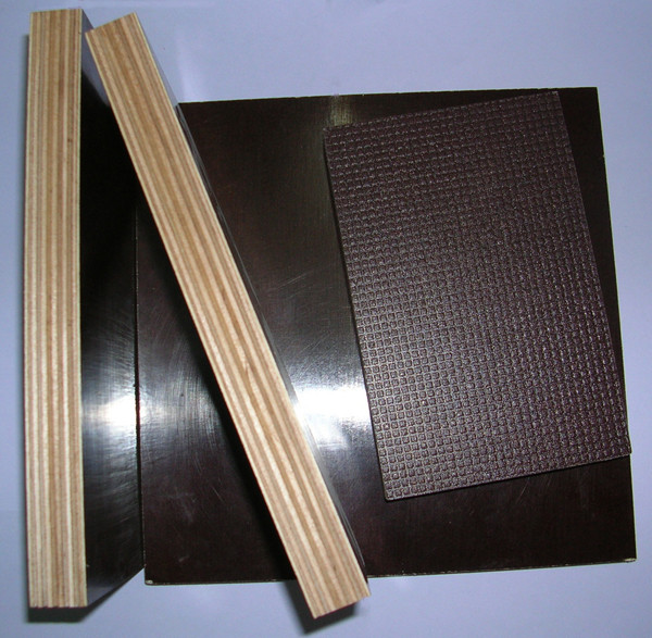 18mm phenolic brown Film faced plywood with hardwood core 
