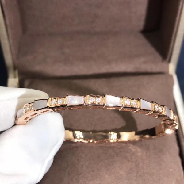 Elegant i 18k Gold Serpenti Viper Bracelet  White MOP Natural Diamonds Real Gold Real Diamonds