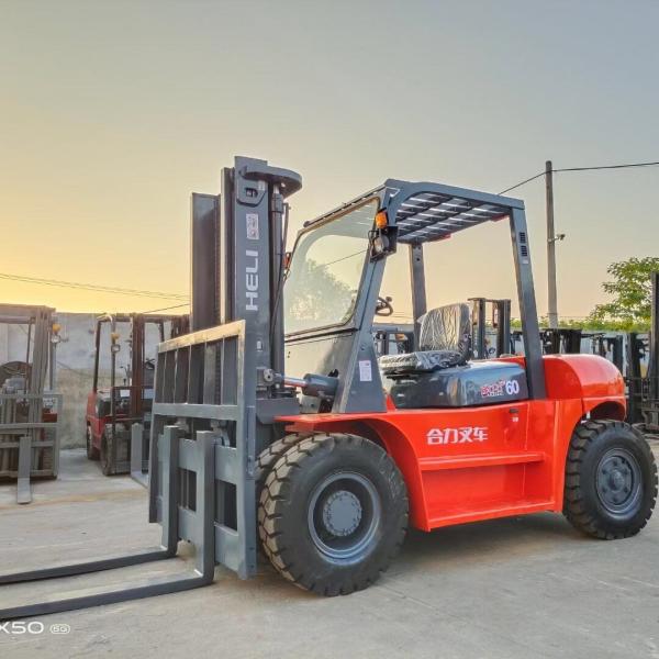 HELI 6 Tons Used Diesel Forklifts 3m Lifting Height 2 Stages Masts