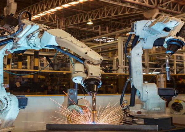 Plate Welding Robots In Automotive Industry With High Power Servo Motor