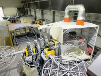 Machine de rotomoulding de navette en plastique Polyéthylène 1000L Capacité 0,5-3Rpm Vitesse de rotation du moule