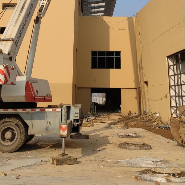 Toit en acier 950mm de cadre de l'espace de toit de la construction 820mm de cadre en métal de la lumière Q345